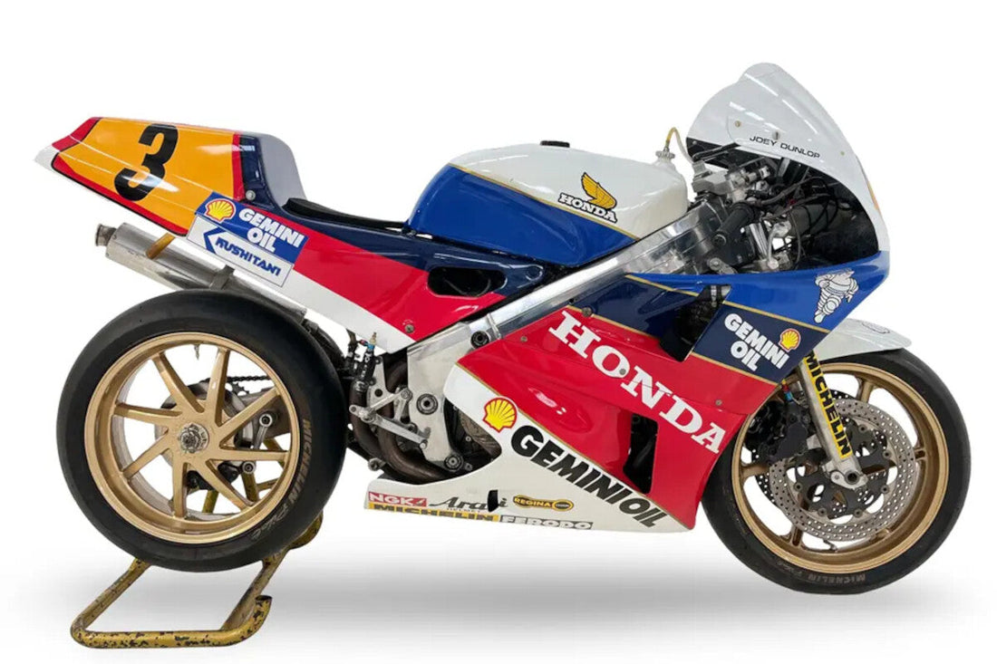 Una Honda legendaria de Joey Dunlop supera los 150.000 € en subasta: historia viva del TT