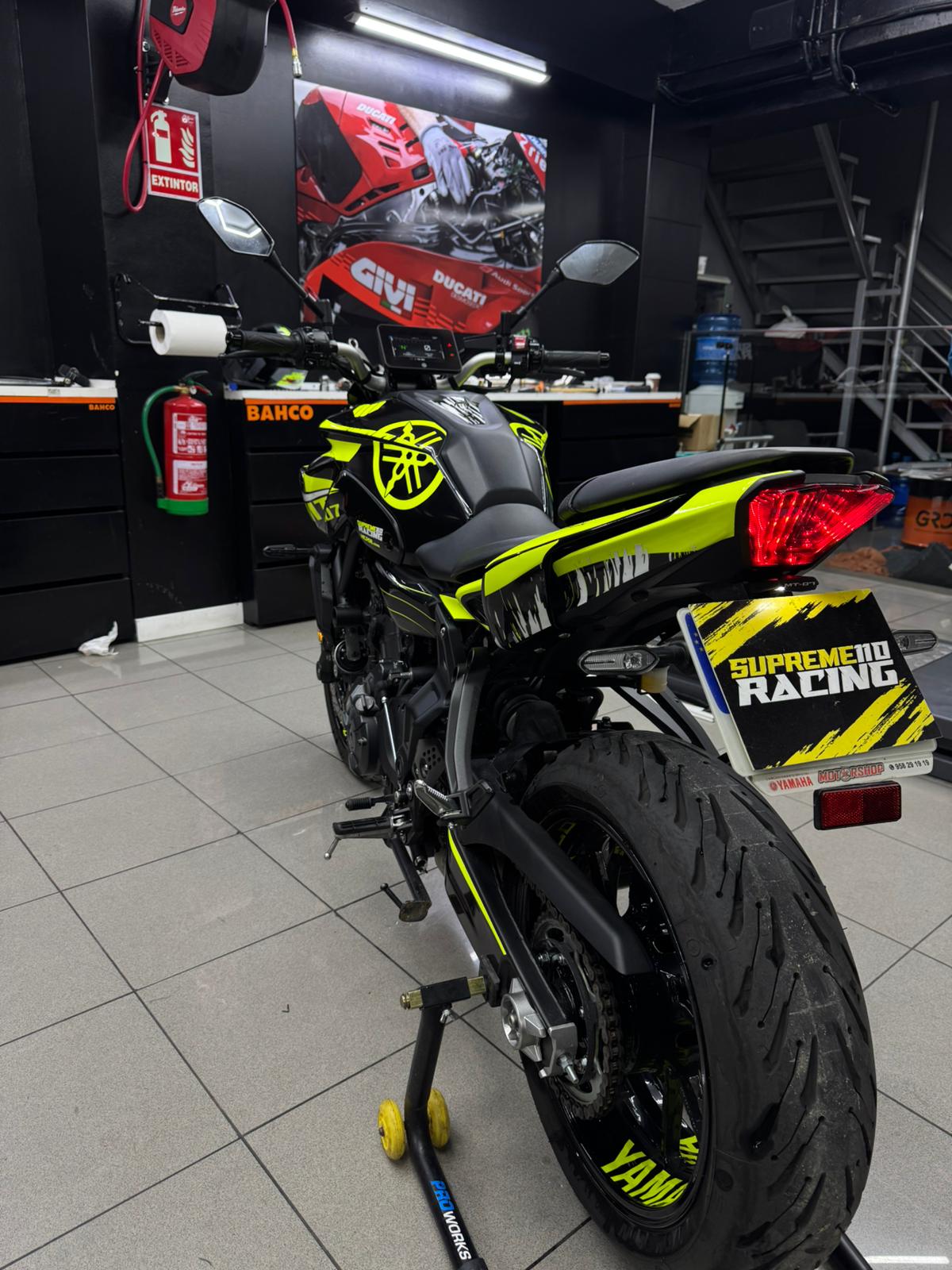 YAMAHA MT 07 2023
