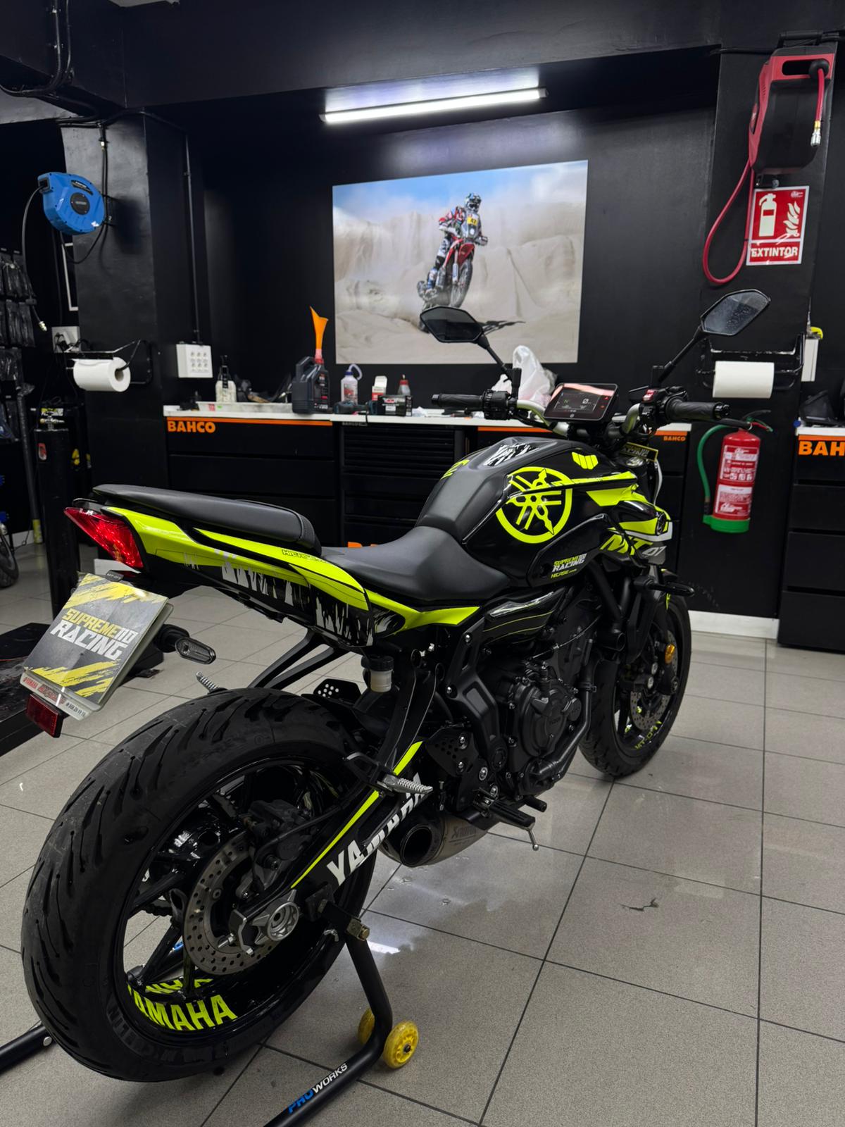 YAMAHA MT 07 2023