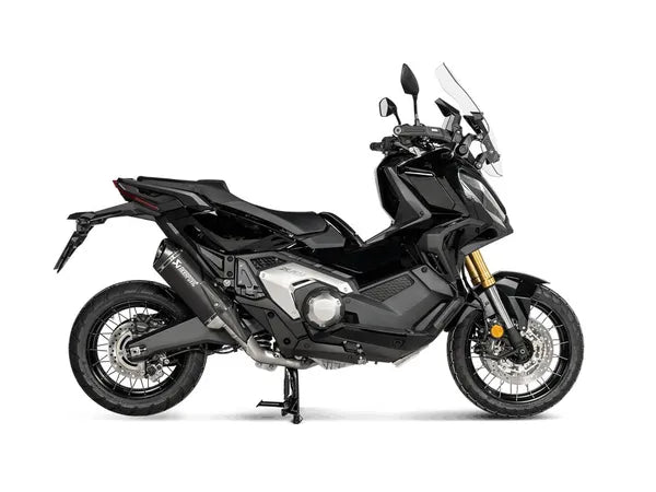 Silenciador  AKRAPOVIC Slip-On TITANEO/CARBONO HOMOLOGADO